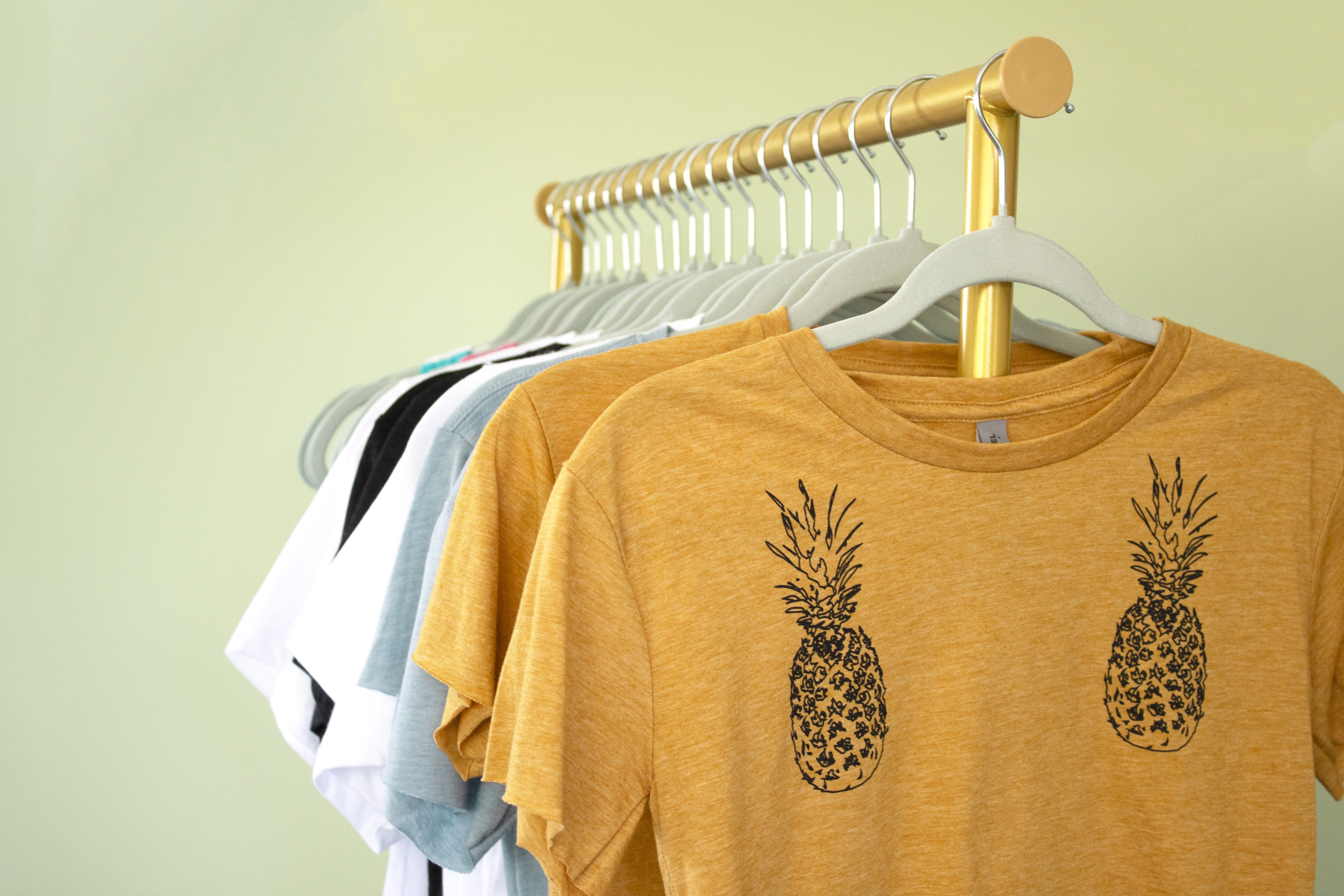 Pine-nipples Crop Tee