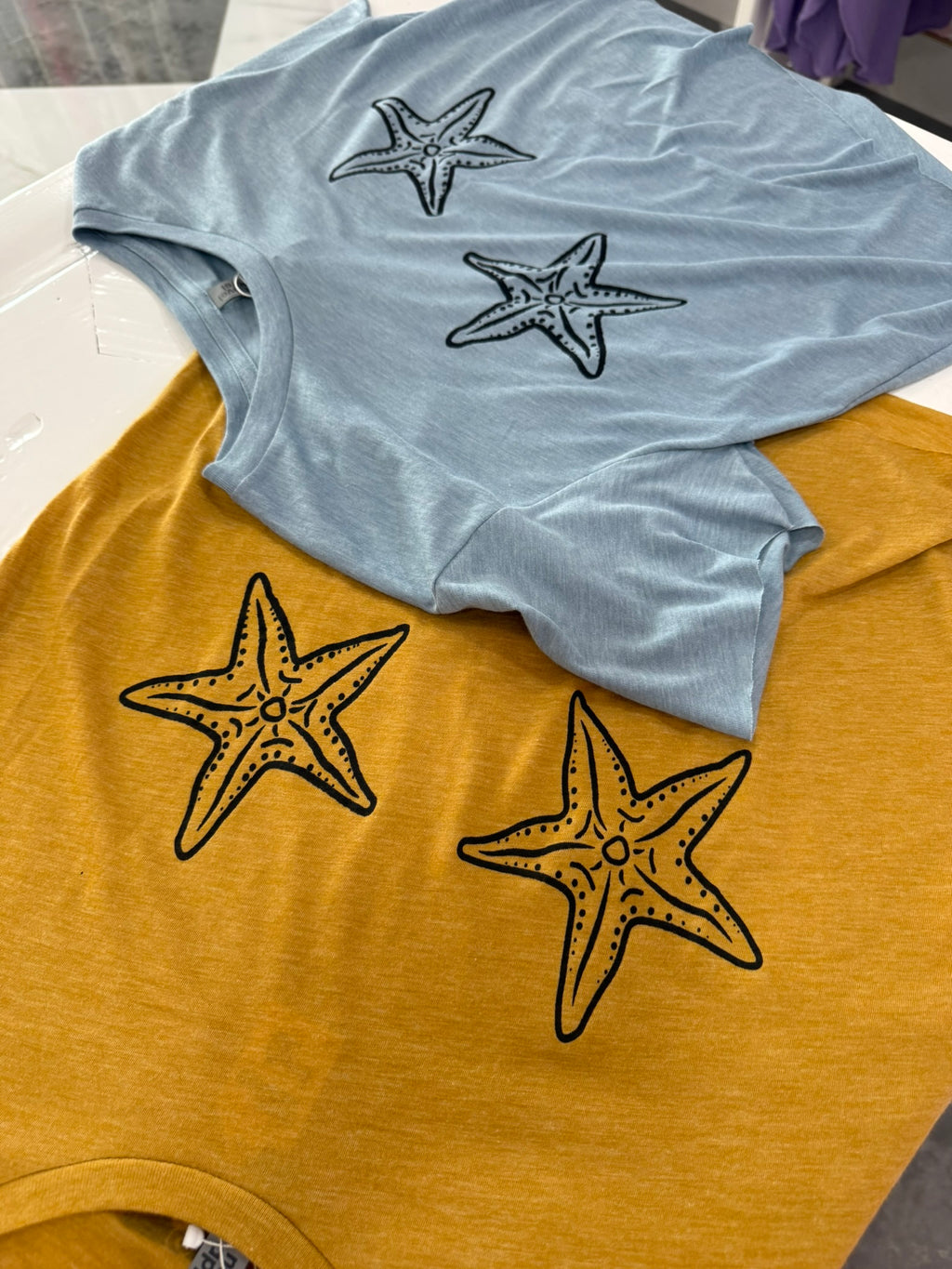Sea-Cups Crop Tee