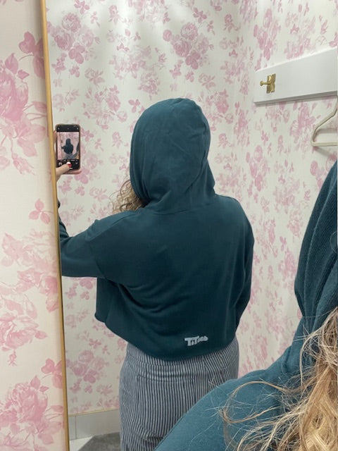 Pine-Nipples Crop Hoodie